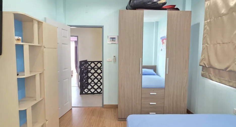 Haus zum Kauf mit 3 Zimmer in Bang Lamung, Chonburi