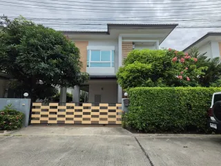 Haus zum Kauf mit 3 Zimmer in Bang Lamung, Chonburi