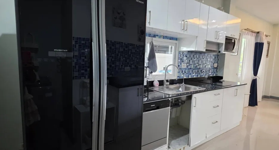 Haus zum Kauf mit 3 Zimmer in Bang Lamung, Chonburi