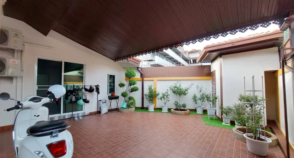 Haus zum Kauf mit 3 Zimmer in Jomtien, Pattaya