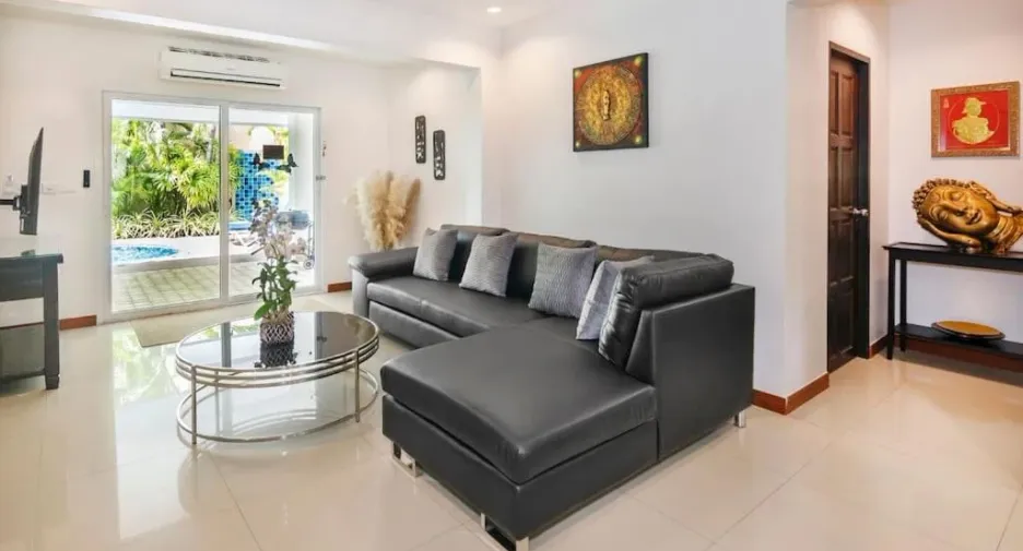 Villa en venta de 6 habitaciones en Bang Lamung, Chonburi