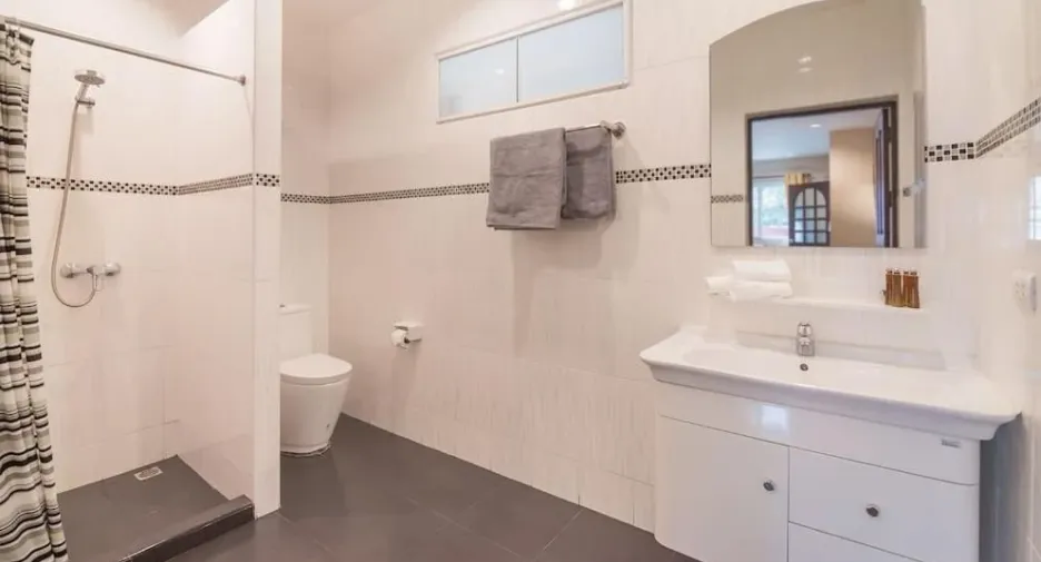 Villa en venta de 6 habitaciones en Bang Lamung, Chonburi