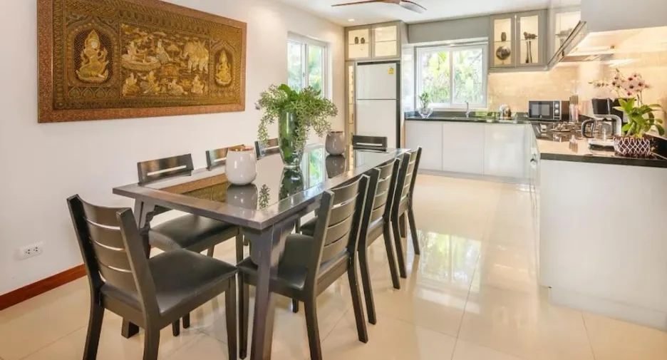 Villa en venta de 6 habitaciones en Bang Lamung, Chonburi