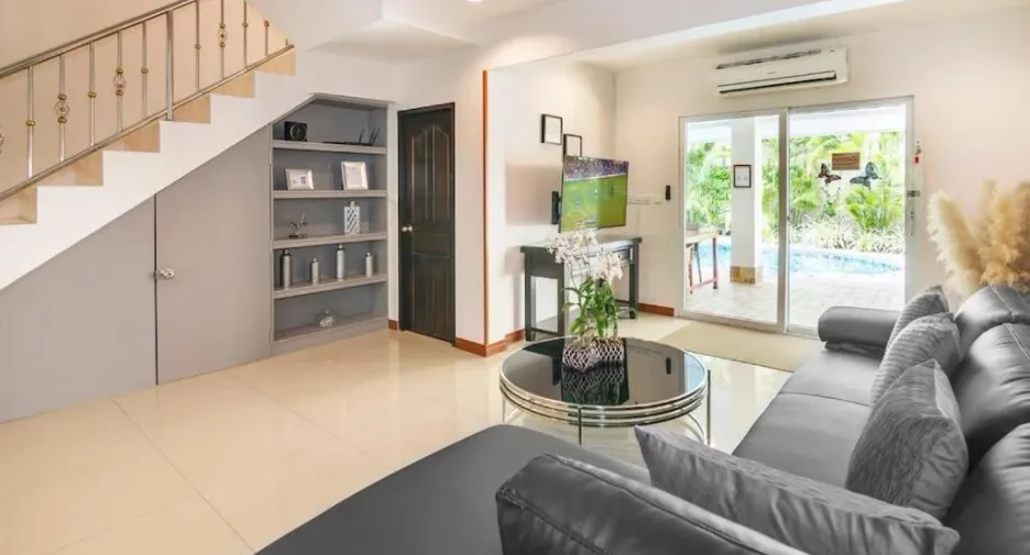Villa en venta de 6 habitaciones en Bang Lamung, Chonburi