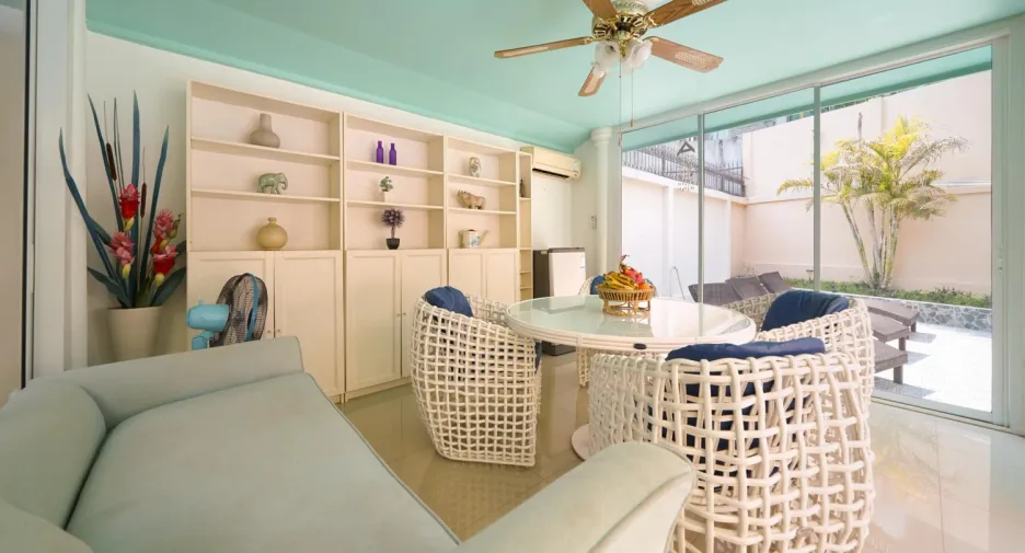 Villa zum Kauf mit 7 Zimmer in Bang Lamung, Chonburi