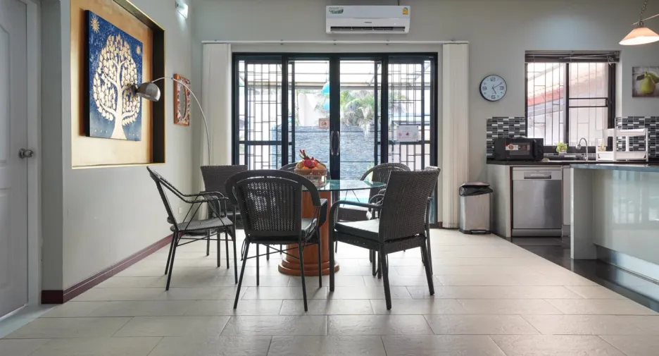 Villa zum Kauf mit 7 Zimmer in Bang Lamung, Chonburi