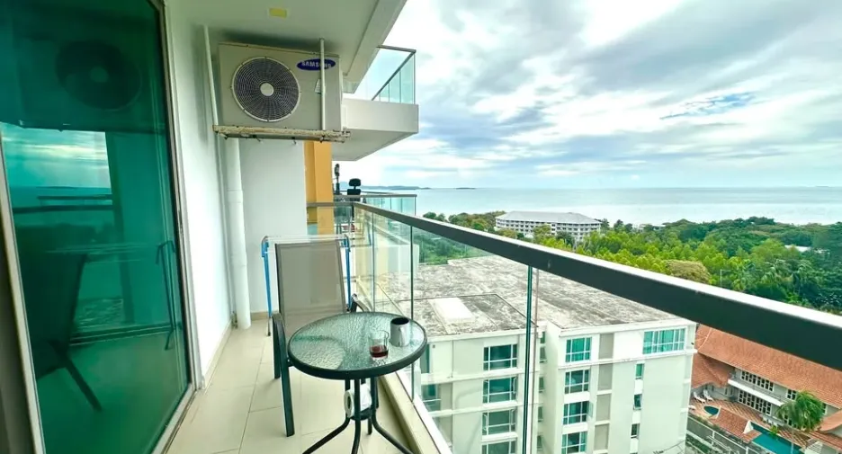 For sale studio condo in Bang Lamung, Chonburi
