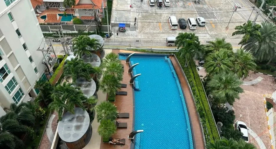 For sale studio condo in Bang Lamung, Chonburi