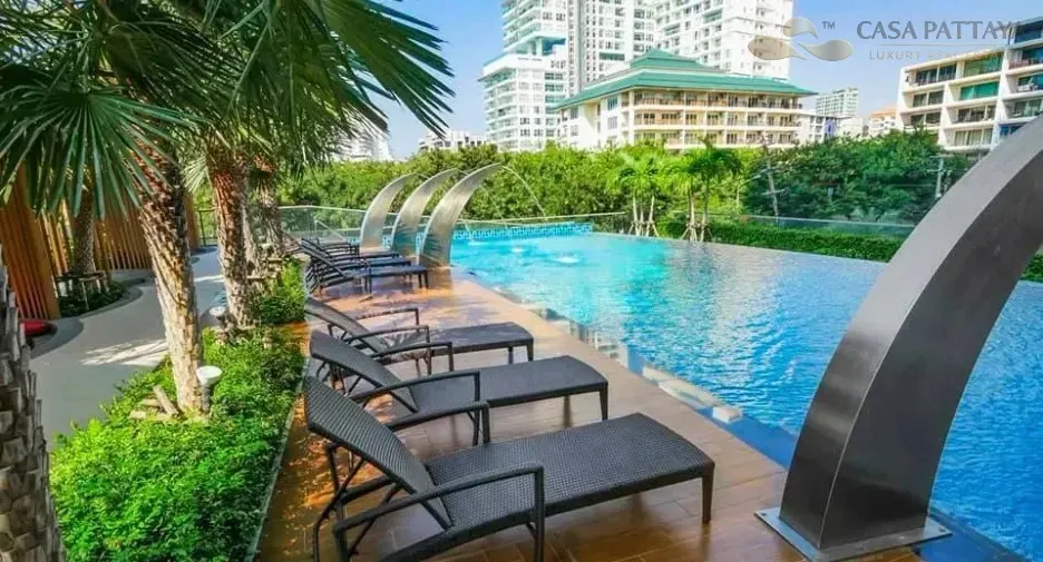 For sale studio condo in Bang Lamung, Chonburi