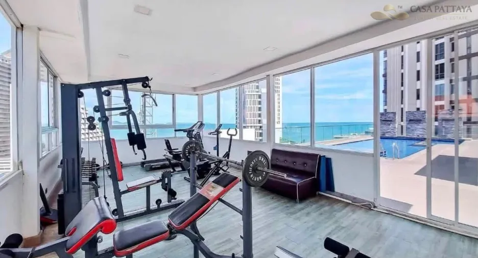 For sale studio condo in Bang Lamung, Chonburi