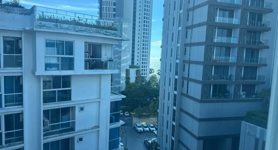 For sale studio condo in Bang Lamung, Chonburi