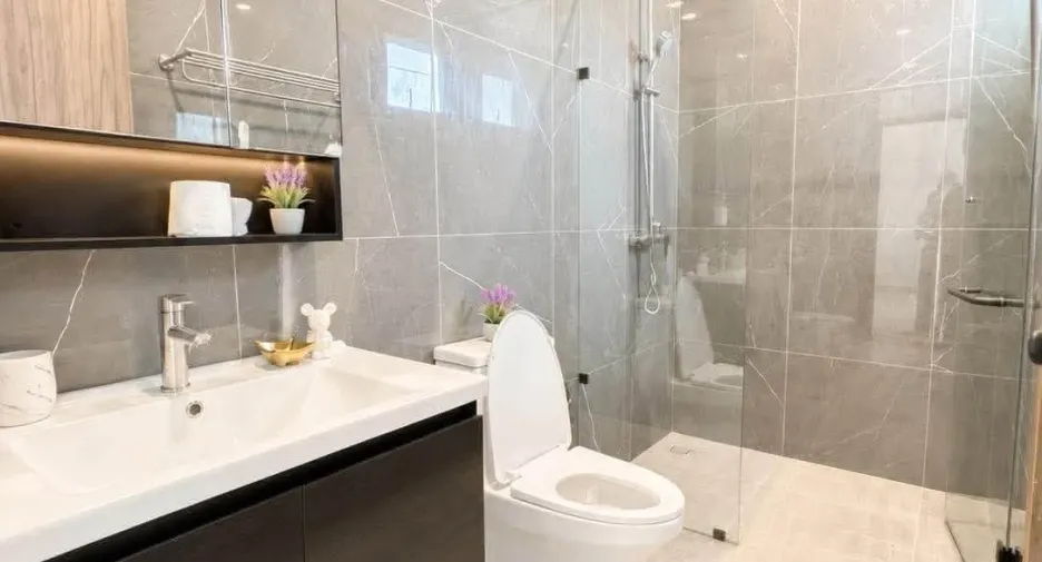 Villa zum Kauf mit 4 Zimmer in Bang Lamung, Chonburi