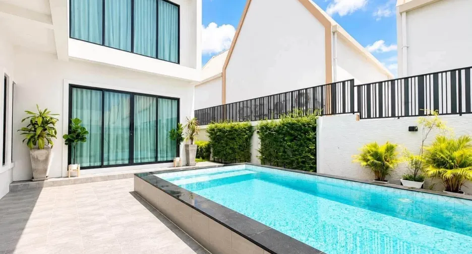 Villa zum Kauf mit 4 Zimmer in Bang Lamung, Chonburi