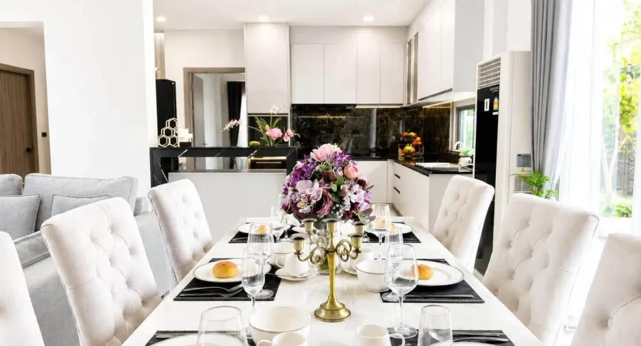 Villa zum Kauf mit 4 Zimmer in Bang Lamung, Chonburi