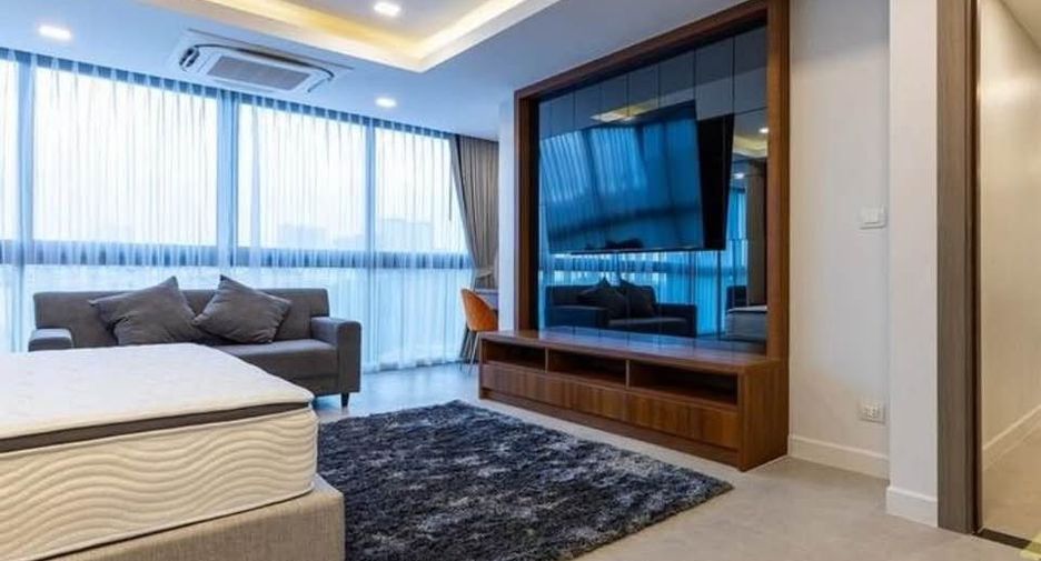 For sale 2 bedrooms condo in Jomtien, Pattaya