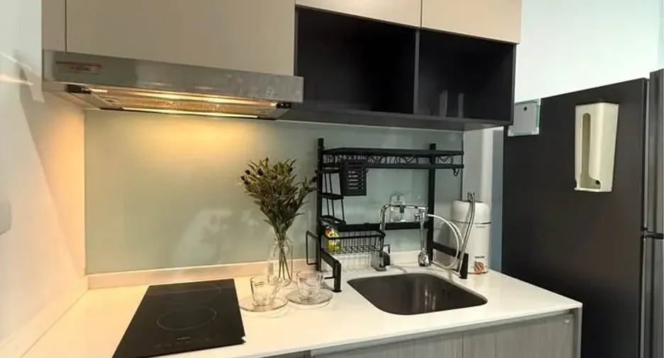 Wohnung zur Miete mit 1 Zimmer in Phaya Thai, Bangkok