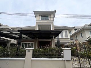 For sale 6 bedrooms house in Phasi Charoen, Bangkok