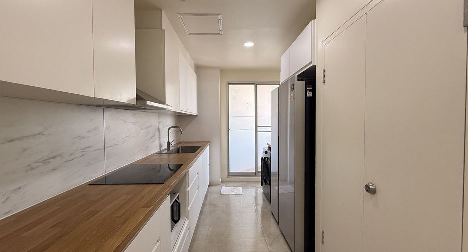 ขาย 2 ห้องนอน คอนโด ใน บางนา, กรุงเทพฯ