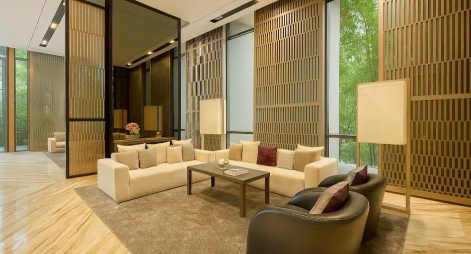 For sale 1 bed condo in Khlong Toei, Bangkok