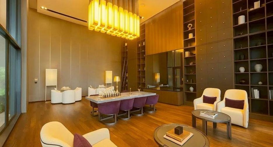 For sale 1 bed condo in Khlong Toei, Bangkok