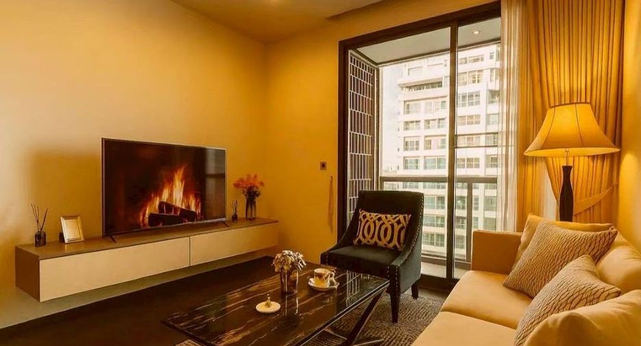 For sale 1 bed condo in Khlong Toei, Bangkok