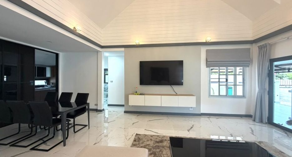 Haus zum Kauf mit 3 Zimmer in Bang Lamung, Chonburi