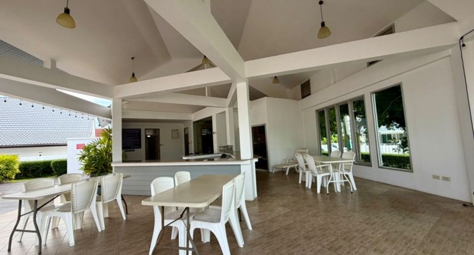 Haus zum Kauf mit 3 Zimmer in Bang Lamung, Chonburi