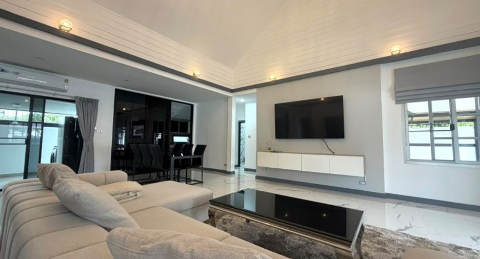 Haus zum Kauf mit 3 Zimmer in Bang Lamung, Chonburi