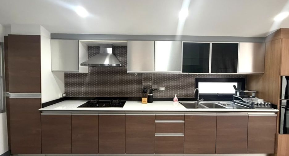 Haus zum Kauf mit 3 Zimmer in Bang Lamung, Chonburi