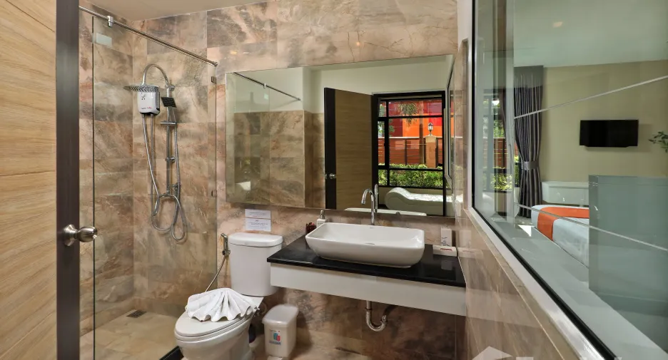 For sale and for rent 2 bedrooms condo in Mueang Phuket, Phuket