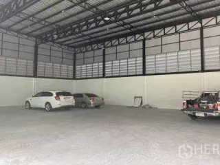 For rent warehouse in Prawet, Bangkok