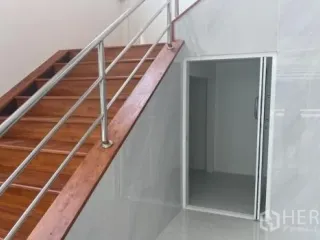 For rent warehouse in Prawet, Bangkok