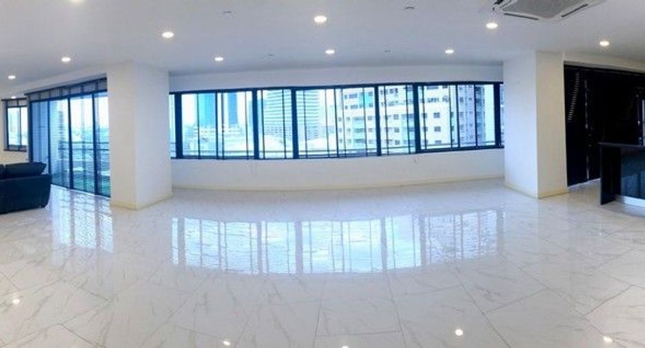 Wohnung zum Kauf mit 3 Zimmer in Watthana, Bangkok