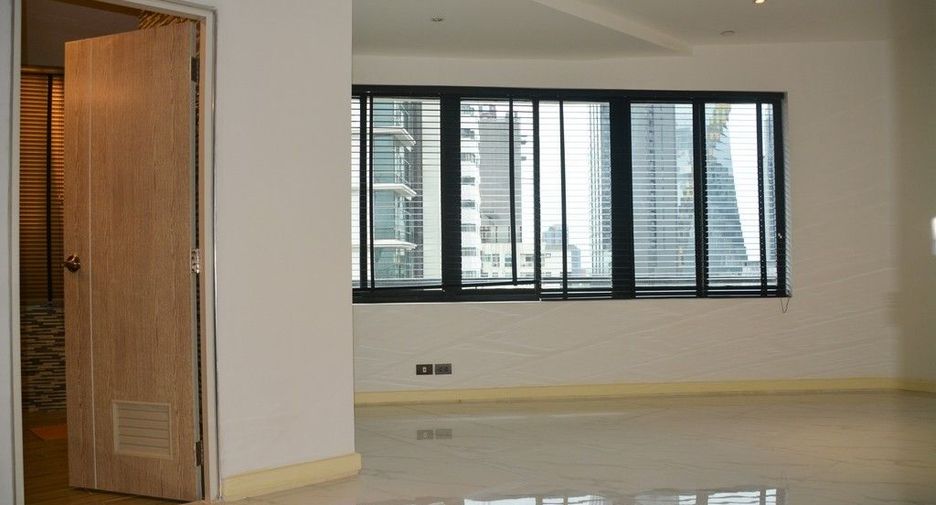 Wohnung zum Kauf mit 3 Zimmer in Watthana, Bangkok