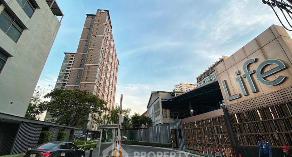 Wohnung zum Kauf mit 2 Zimmer in Bang Phlat, Bangkok