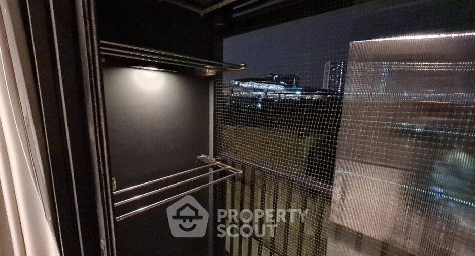 Condo en venta de 2 habitaciones en Bangkok Yai, Bangkok