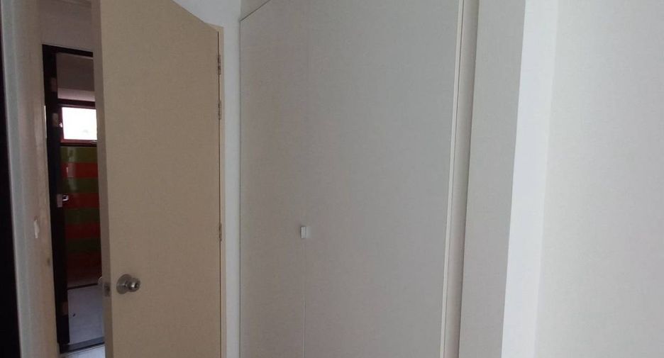 Condo en venta de 2 habitaciones en Bang Na, Bangkok