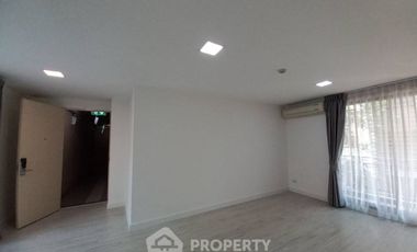 Condo en venta de 2 habitaciones en Bang Na, Bangkok