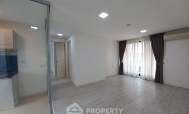 Condo en venta de 2 habitaciones en Bang Na, Bangkok