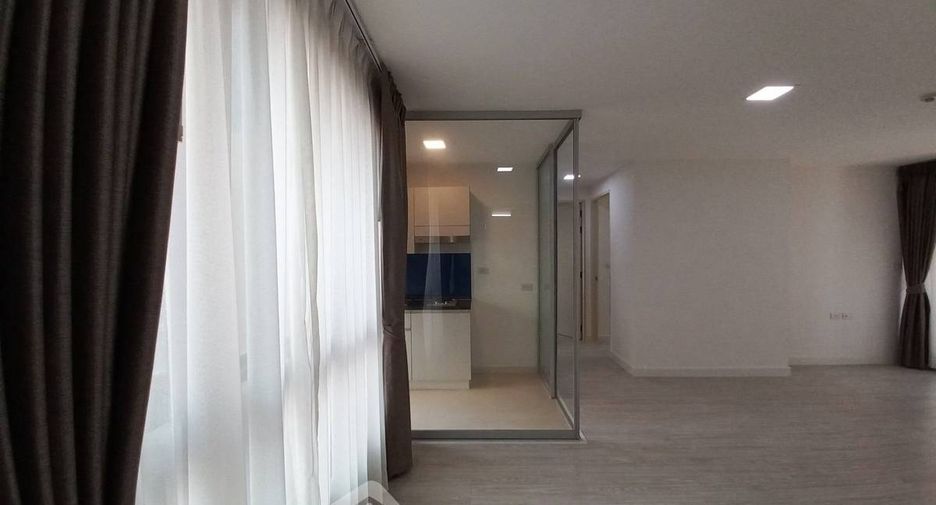 Condo en venta de 2 habitaciones en Bang Na, Bangkok