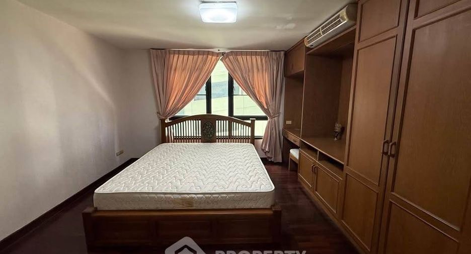 ขาย 3 ห้องนอน คอนโด ใน วัฒนา, กรุงเทพฯ