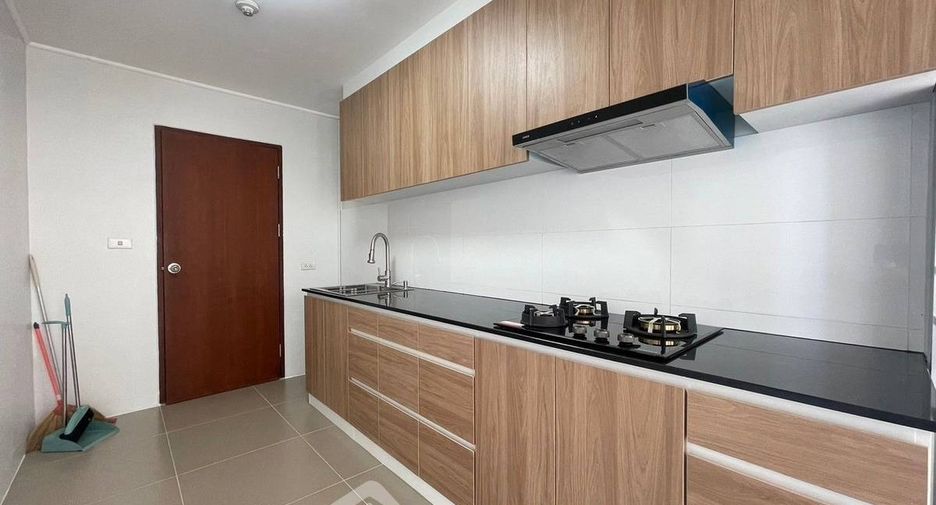 For sale 2 ベッドルーム condo in Bang Phli, Samut Prakan