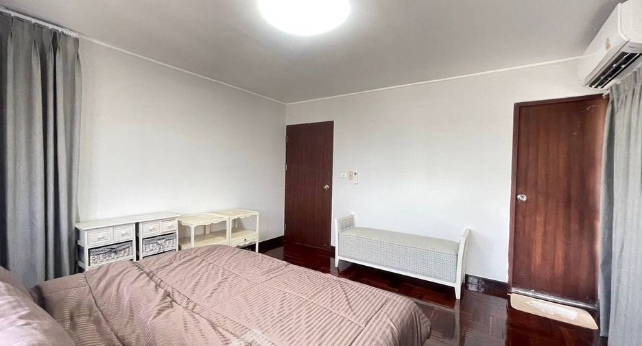 For sale 2 ベッドルーム condo in Bang Phli, Samut Prakan