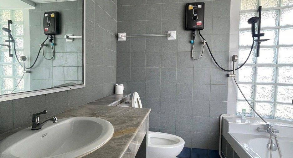 For sale 2 ベッドルーム condo in Bang Phli, Samut Prakan