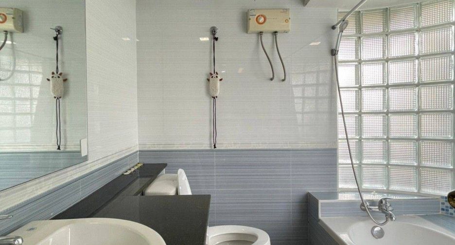 For sale 2 ベッドルーム condo in Bang Phli, Samut Prakan