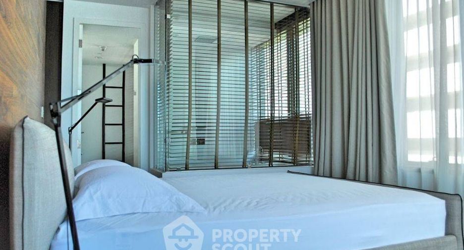 For rent 2 bedrooms condo in Pathum Wan, Bangkok