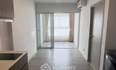 Wohnung zum Kauf mit 1 Zimmer in Bang Phlat, Bangkok