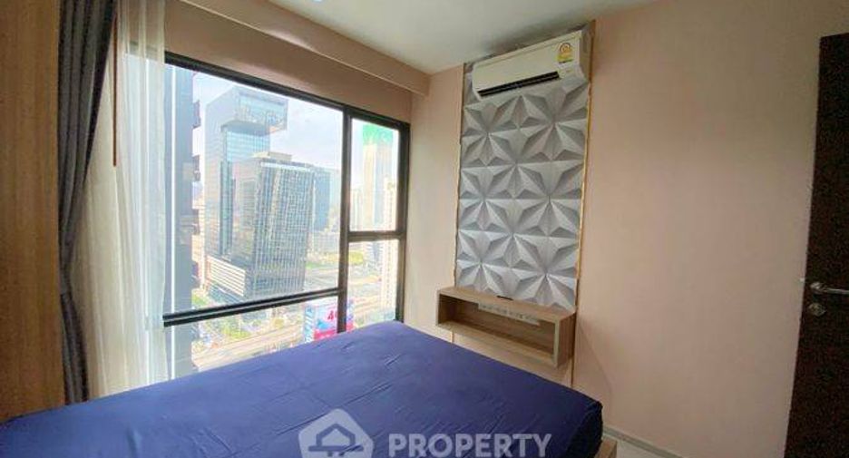 For rent 2 bedrooms condo in Huai Khwang, Bangkok
