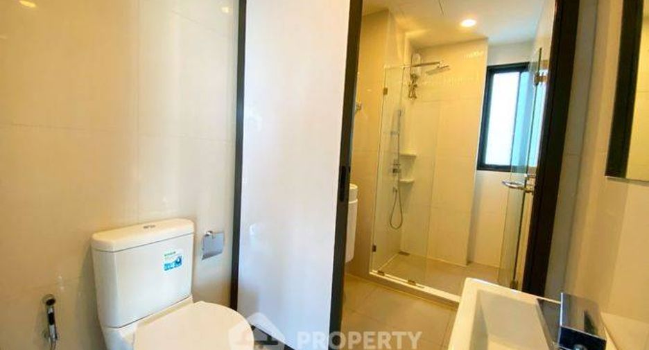 For rent 2 bedrooms condo in Huai Khwang, Bangkok