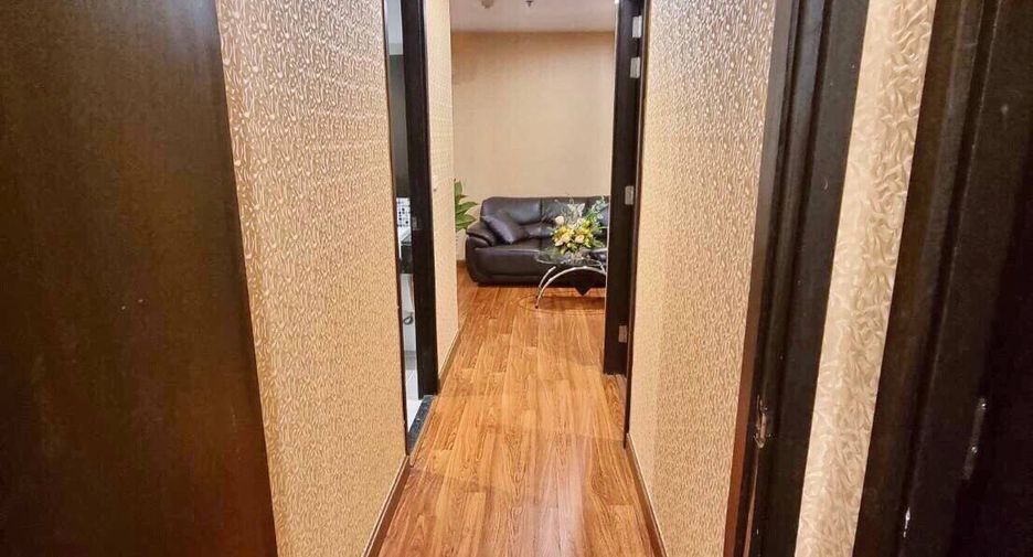 For rent 2 bedrooms condo in Din Daeng, Bangkok